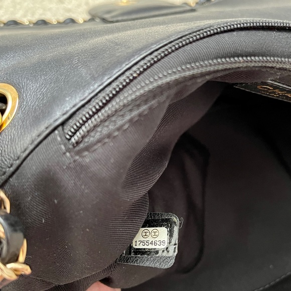 CHANEL Chain Around Flap Bag Sac Rabat - Picture 4 of 13